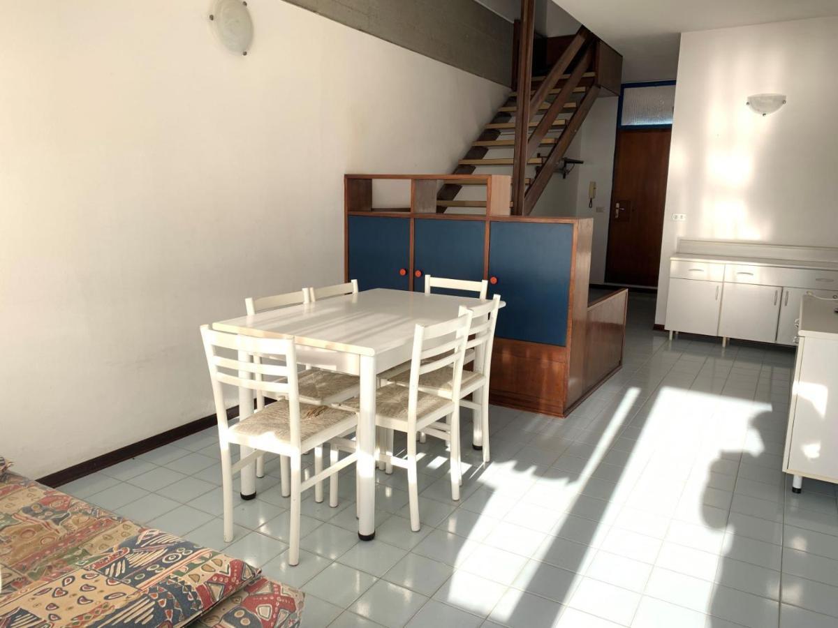 Residence Penelope - Walterigato Apartments Solo Per Famiglie Лидо ди Йезоло Екстериор снимка