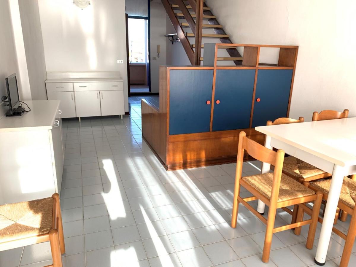 Residence Penelope - Walterigato Apartments Solo Per Famiglie Лидо ди Йезоло Екстериор снимка